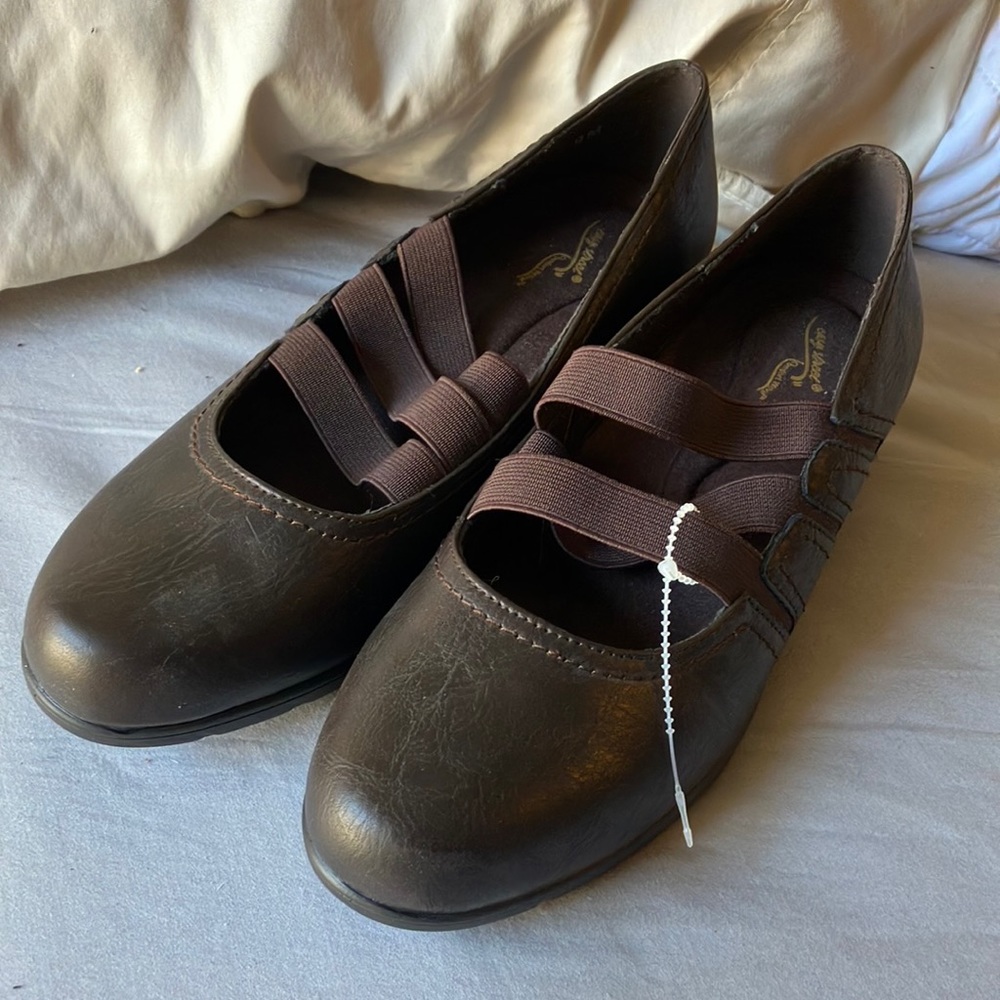 NEW Easy Street Comfort Wave Mary Jane shoes